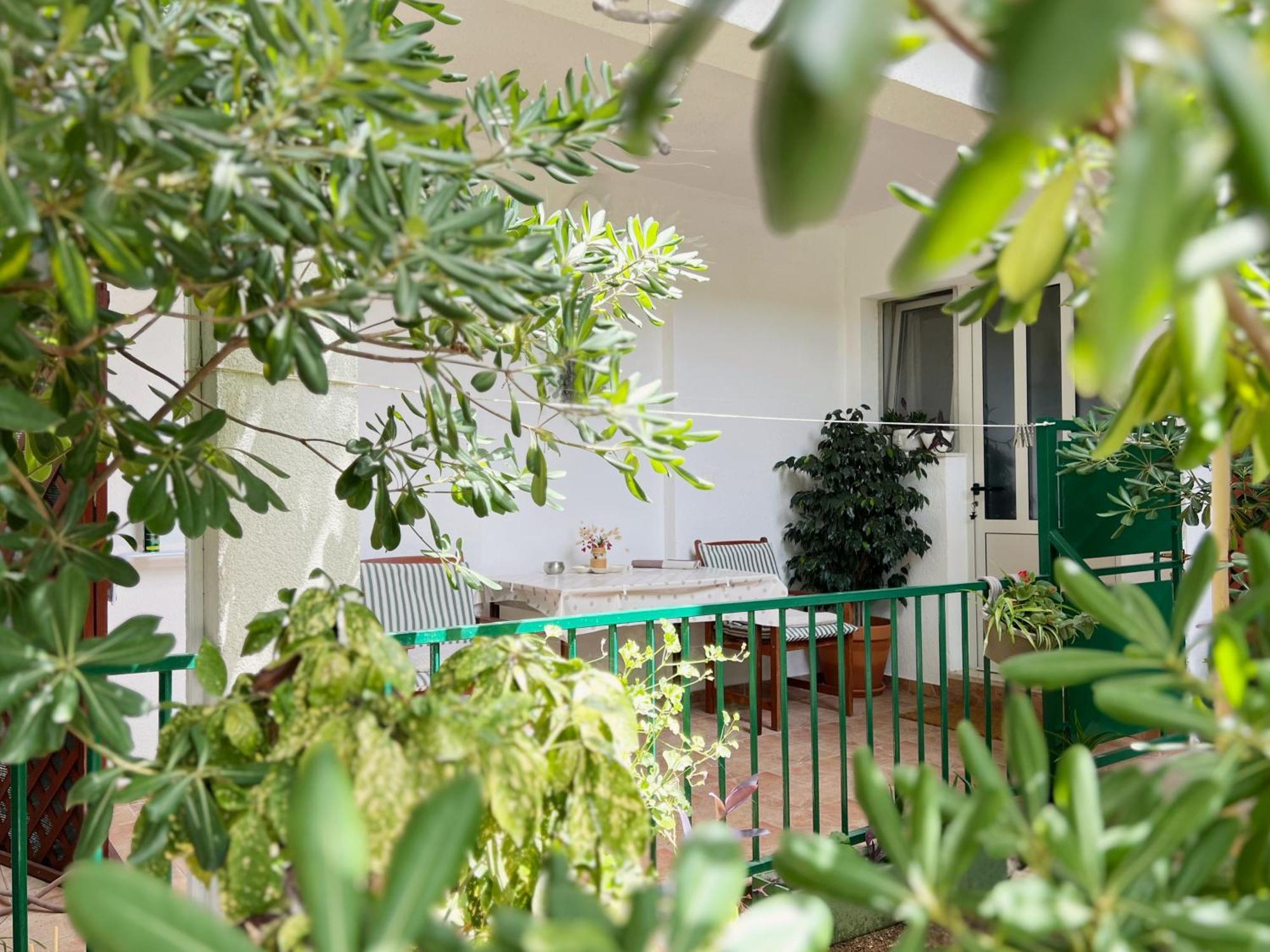 Room Tai - Spacious And Comfy With Private Terrace Хвар Екстериор снимка