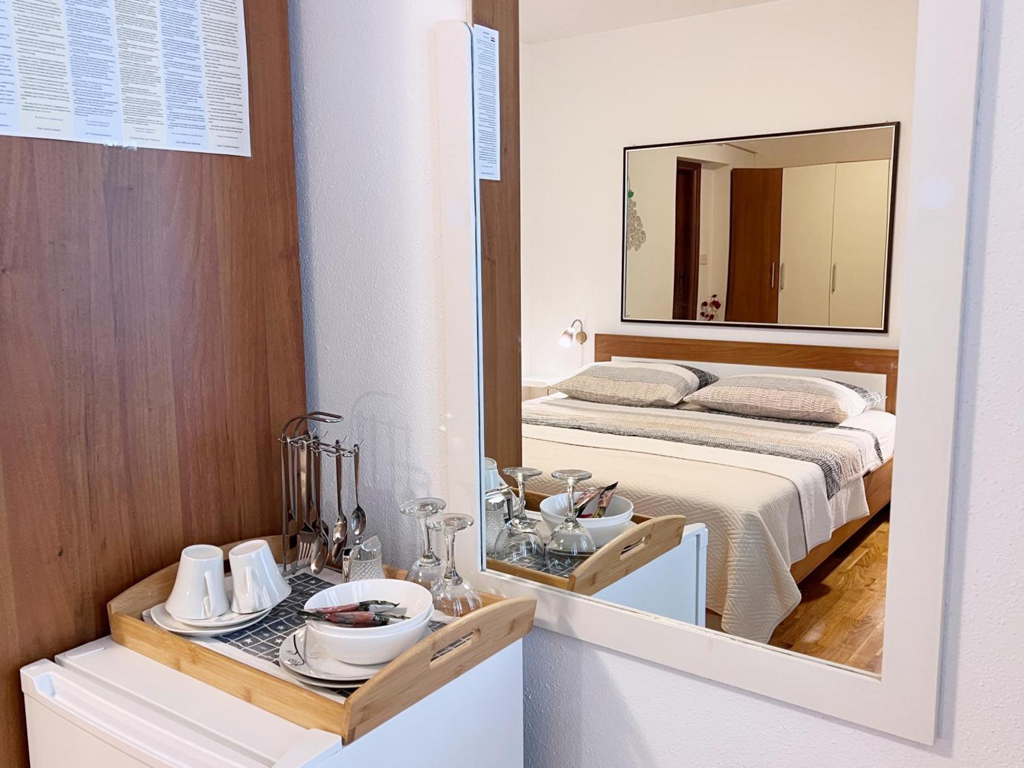 Room Tai - Spacious And Comfy With Private Terrace Хвар Екстериор снимка