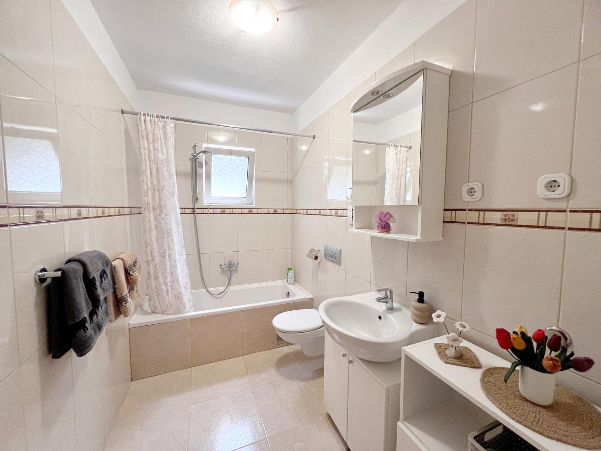 Room Tai - Spacious And Comfy With Private Terrace Хвар Екстериор снимка